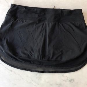 Lululemon black skort